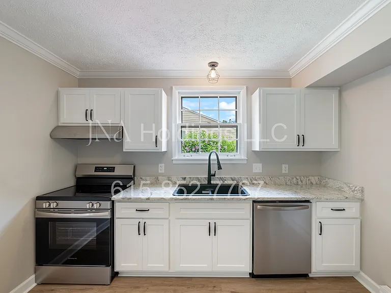 5505 Eulala Dr — Photo 6