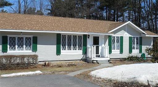 3rd image of 25 Loiselle Ave
