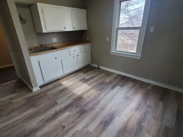 2056 S 5th Pl, Milwaukee, WI 53204