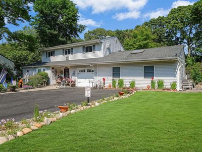 33 N Morris Avenue, Farmingville, NY, 11738