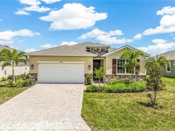 18166 LAGOON REACH LN, NORTH FORT MYERS, FL 33917