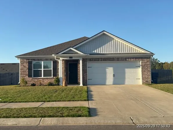 5298 Alpine Dr, Horn Lake, MS 38637