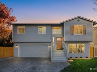 10628 58th Dr NE, Marysville, WA