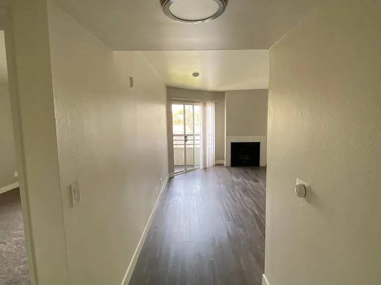 1250 N. June St. Los Angeles CA 90038 — Photo 6