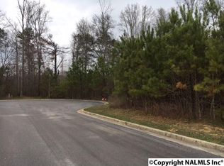 Arrowhead Cv, Gadsden, AL 35901