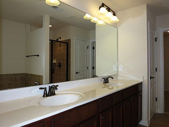 Kingston Master Bathroom