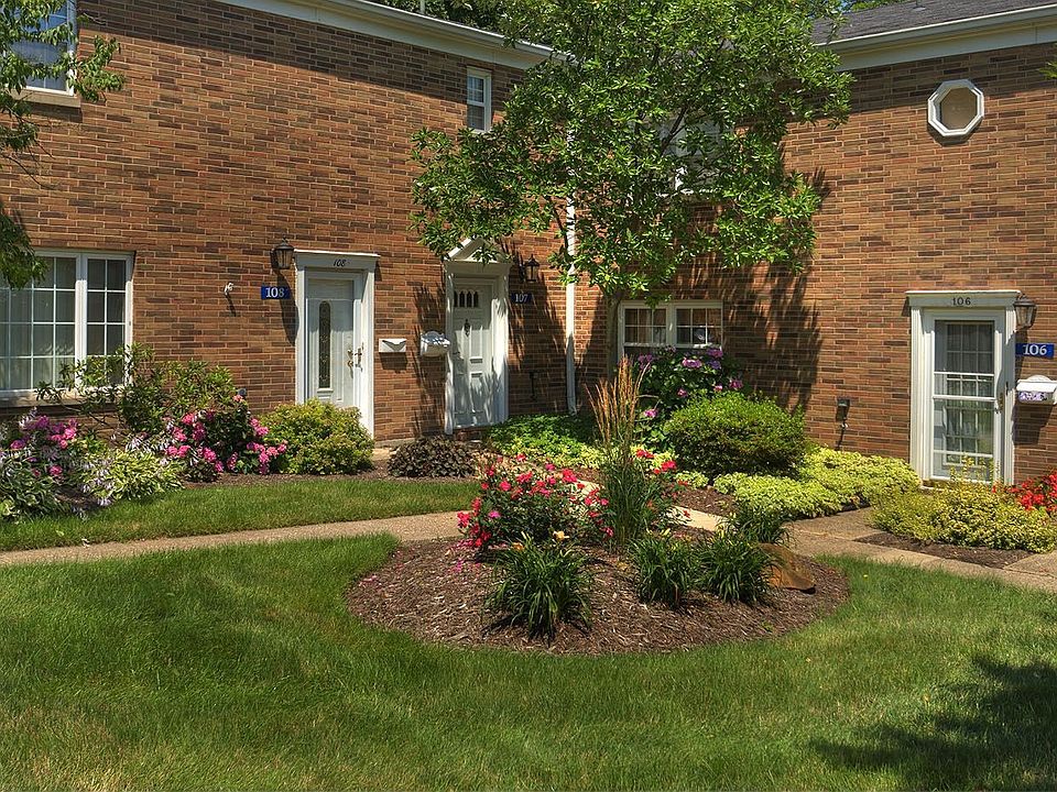 1st image of 107 Shakespeare Ln