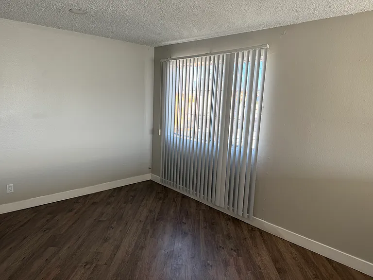 502 S Hobart Blvd #U101 — Photo 6
