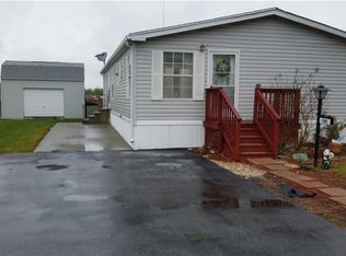 791 Fernwood Dr, Lockport, NY 14094