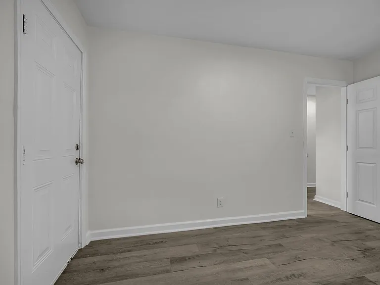 730 29th Ave — Photo 23