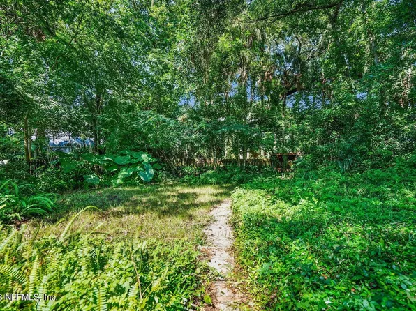 2260 BAREFOOT Trace, Atlantic Beach, FL 32233