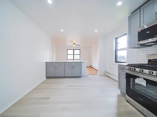 93 Myrtle Avenue image 6 of 35