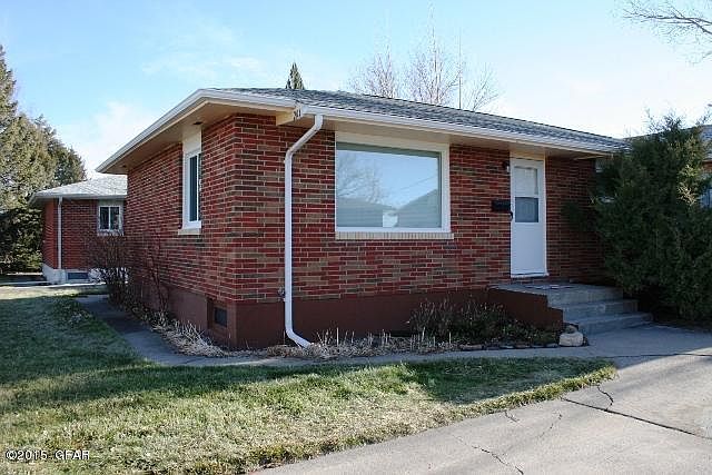 1st image of 204 21st Ave NW