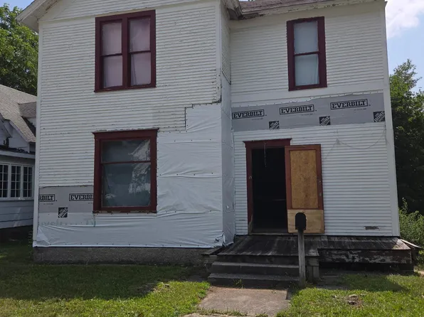 412 E Nelson St, Cadillac, MI 49601