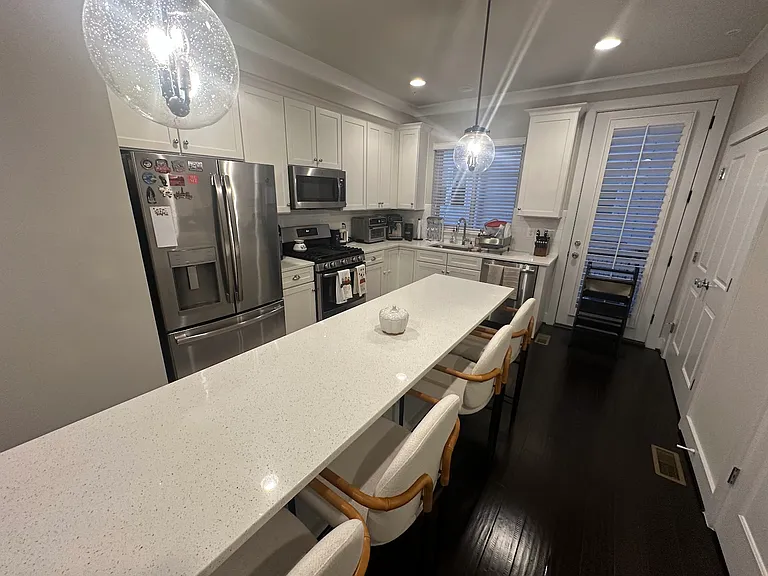 14566 Lake Vista Dr — Photo 71