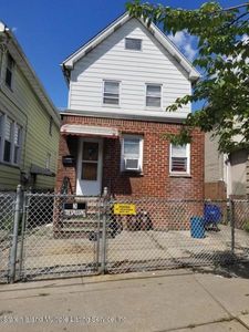 23 Walker St, Staten Island, NY, 10302