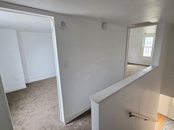 5th image of 211 N Lansing St #1/2