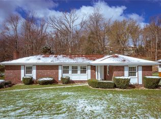 110 Roosevelt Dr, Monaca, PA 15061