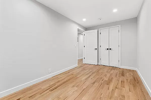 Rented by REAL New York | media 15