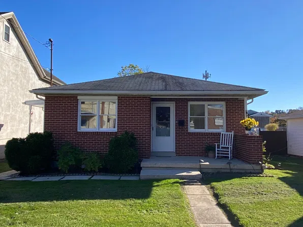 35 Pottsville St, Cressona, PA 17929