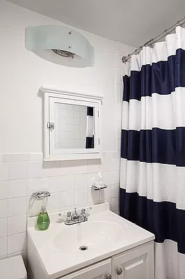 Rented by Corcoran | media 14