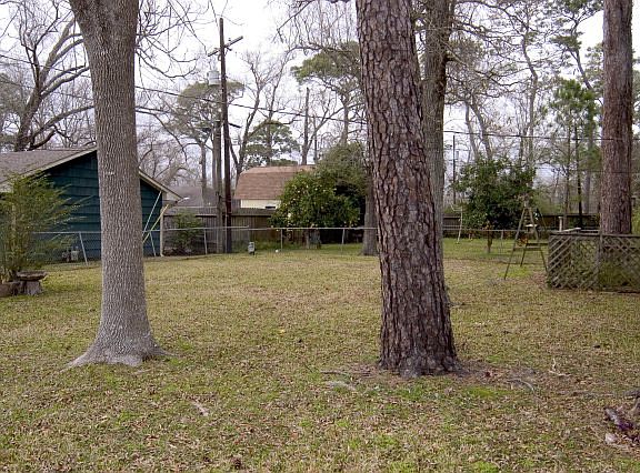 3rd image of 2818 Greenbriar St