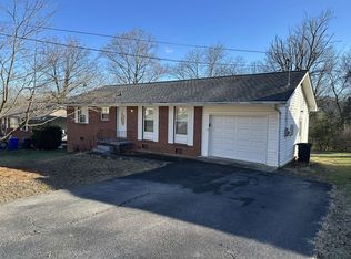 123 Revere Cir, Oak Ridge, TN 37830