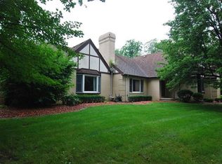 11357 Burr St, Crown Point, IN 46307