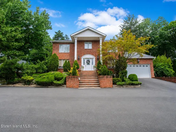 55 Arbutus Ave, Staten Island, NY 10312