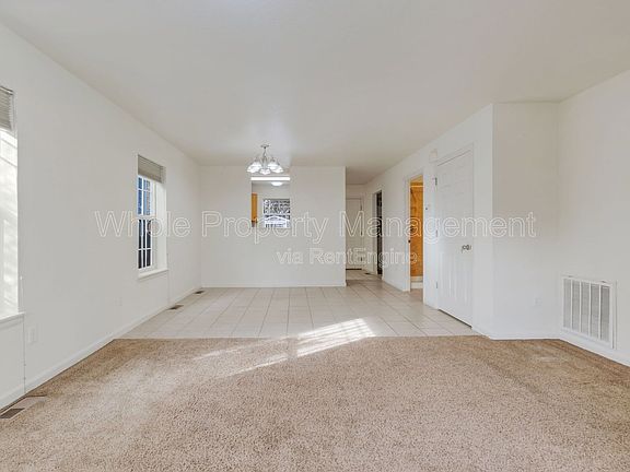 4th image of 1577 Chase St
