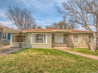 627 Wayside Dr, San Antonio, TX 78213