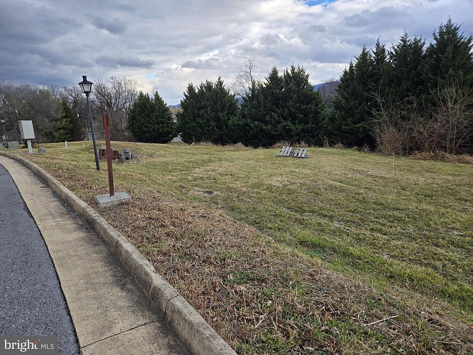 1st image of 129 Flora Vista Ln