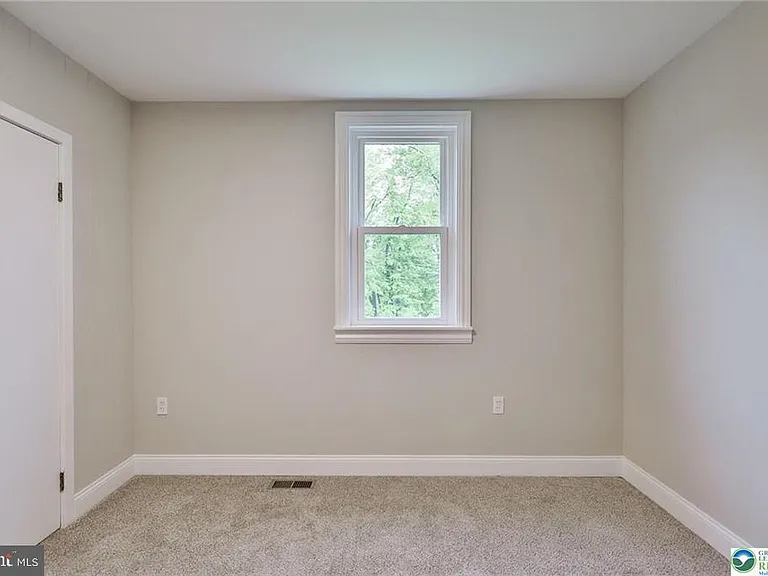 1861 E Emmaus Ave — Photo 21