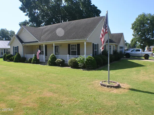 20 Poplar St, Finley, TN 38030