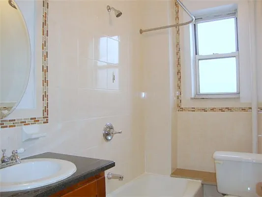 Rented by David Francis New York LLC | media 27