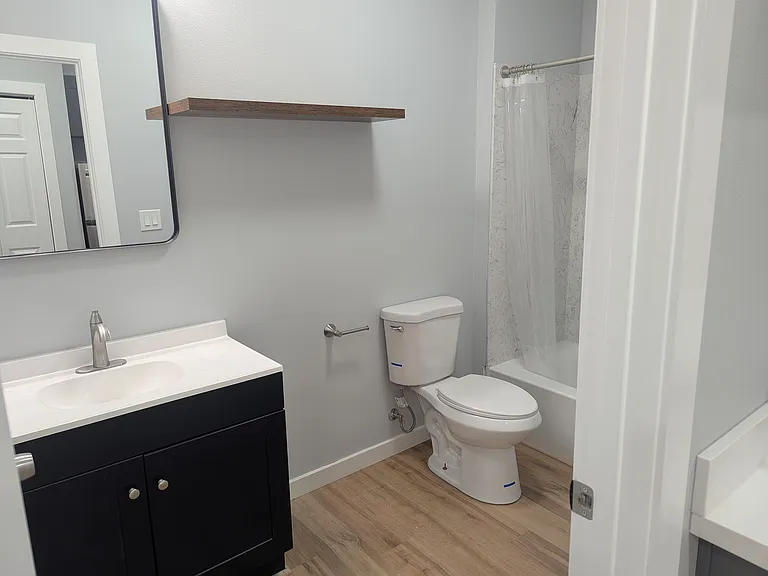 6236 Stanley Ave S #101 — Photo 8