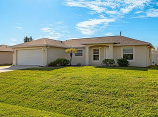 514 NE 19th Ct, Cape Coral, FL 33909
