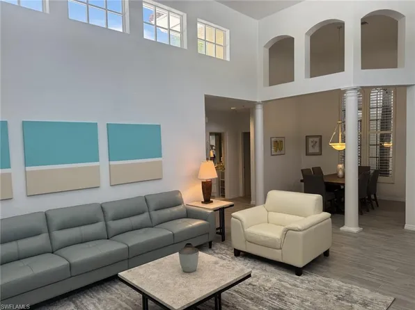 3722 Rachel Ln, Naples, FL 34103