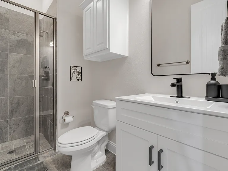 2626 Flat Bush Ave — Photo 54