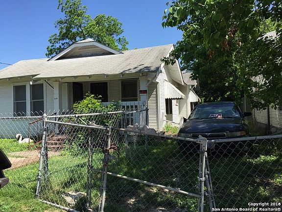 3rd image of 319 Gabriel St