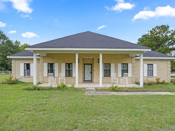 479 4th St, Shorter, AL 36075