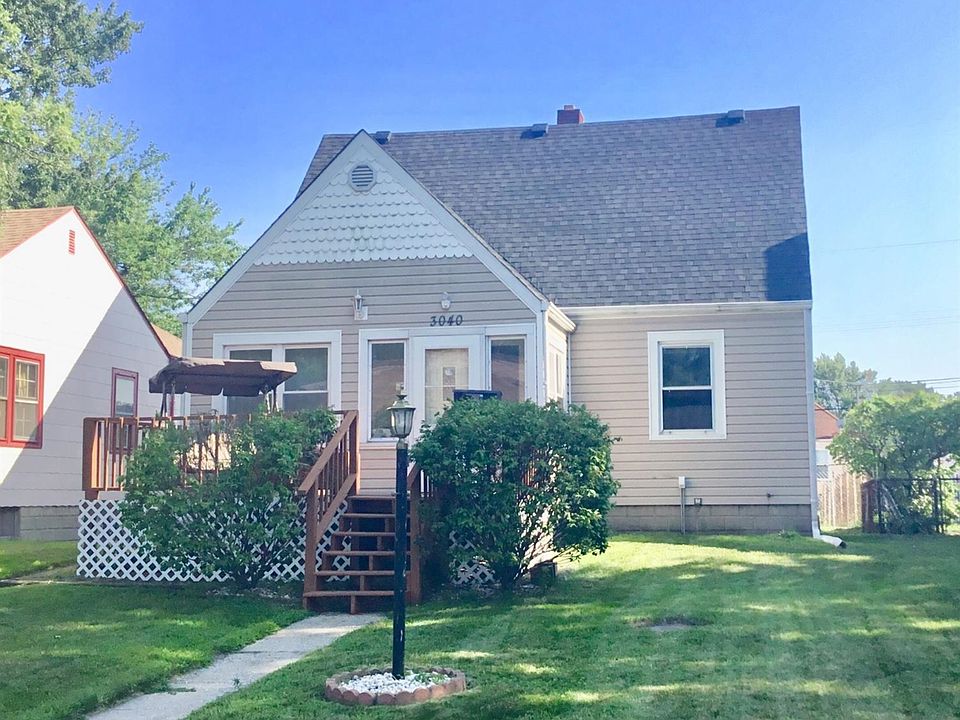 1st image of 3040 Crane Pl