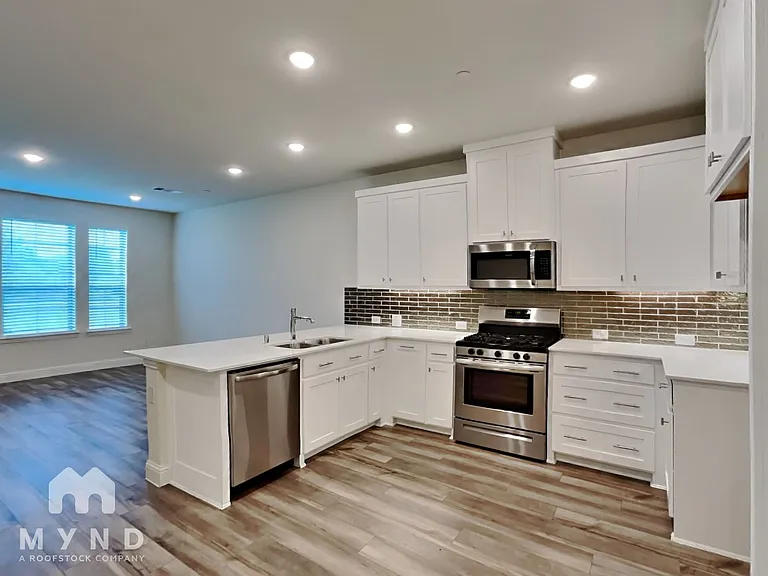 262 Harvest Way — Photo 3