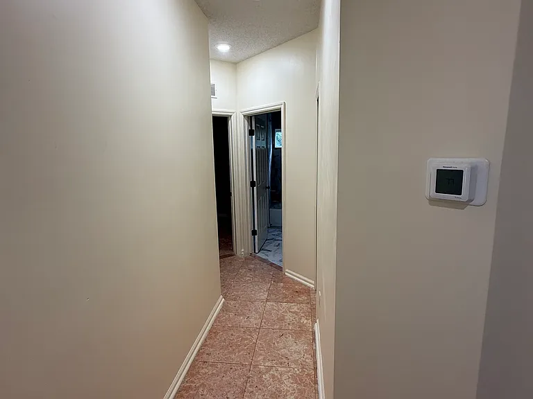 2802 Coachman Lakes Dr — Photo 11