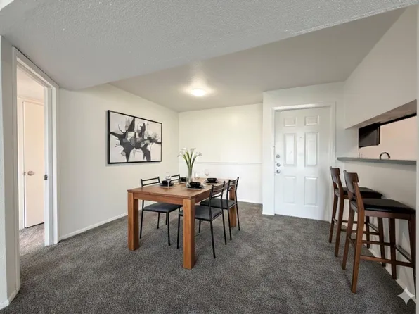 2822 S Bartell Dr APT 38, Houston, TX 77054