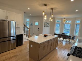 10 Banks St, Brockton, MA 02302