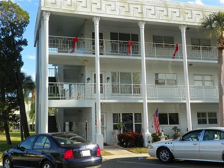 1st image of 2449 Columbia Dr APT 49