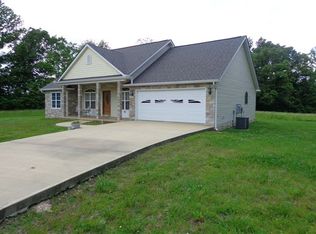 2890 Harvey Bowden Rd, Paris, TN 38242