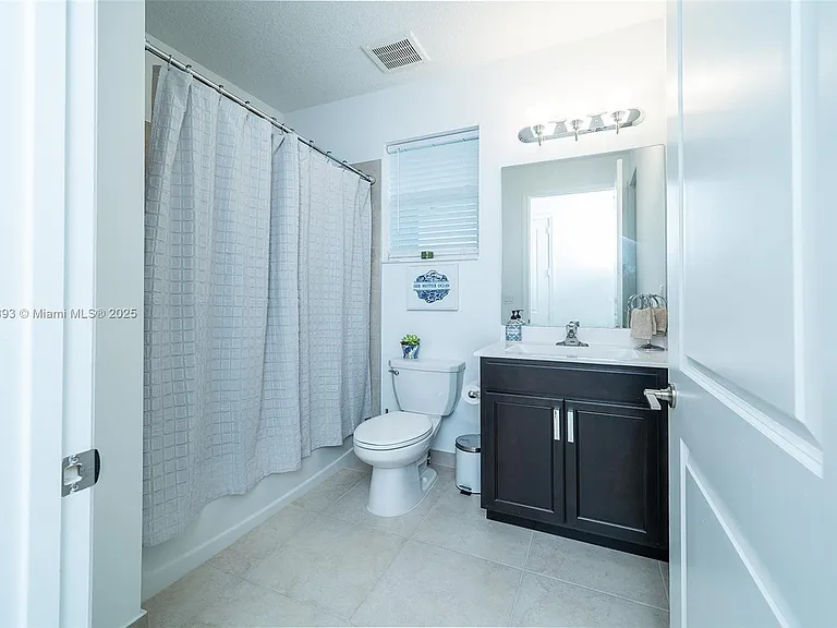 4230 Rosa Dr — Photo 34