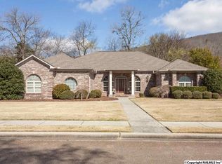 318 SE Broad Armstrong Dr, Brownsboro, AL 35741